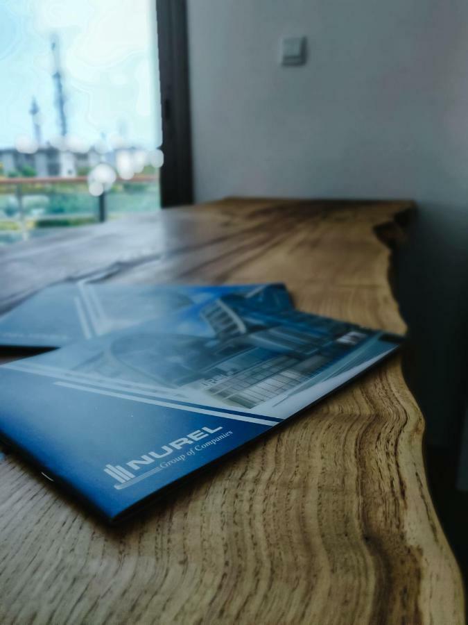 Aquamarine Luxury Residence 凯里尼亚 外观 照片