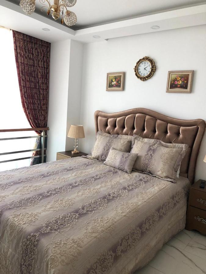 Aquamarine Luxury Residence 凯里尼亚 外观 照片